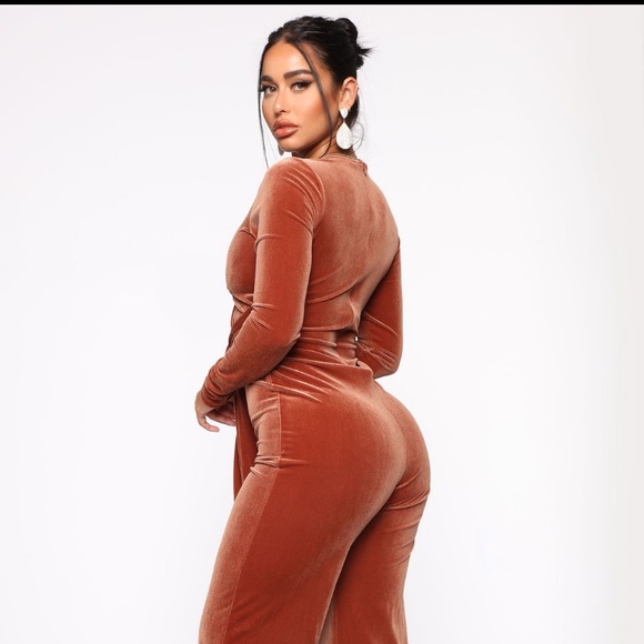 Velvet jumpsuit - Picture 5 of 5